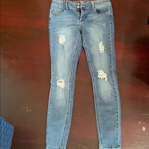 I am selling mud jeans for girls